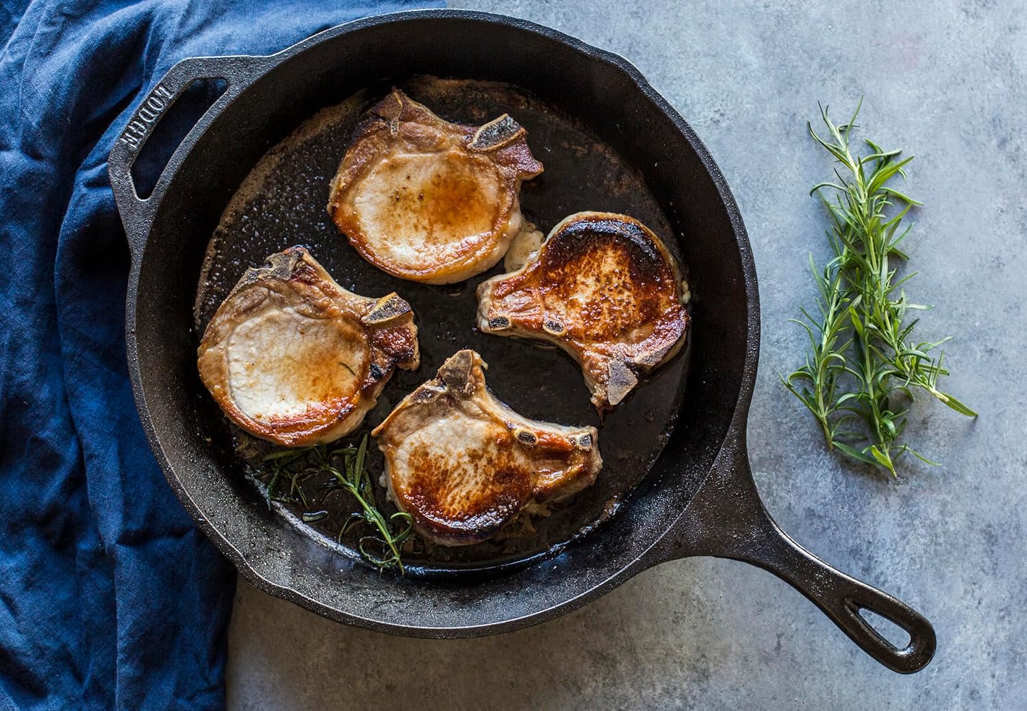 Lodge Seasoned Cast Iron Skillet helper handle view